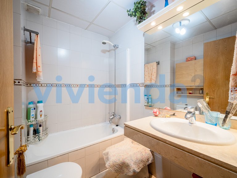 Apartment for Sale in San Pascual, Madrid 42