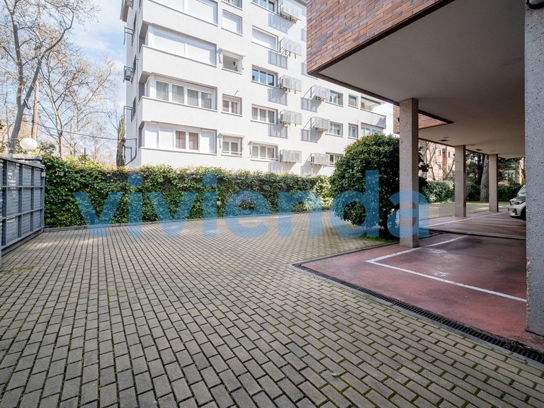 Apartment for Sale in San Pascual, Madrid 13