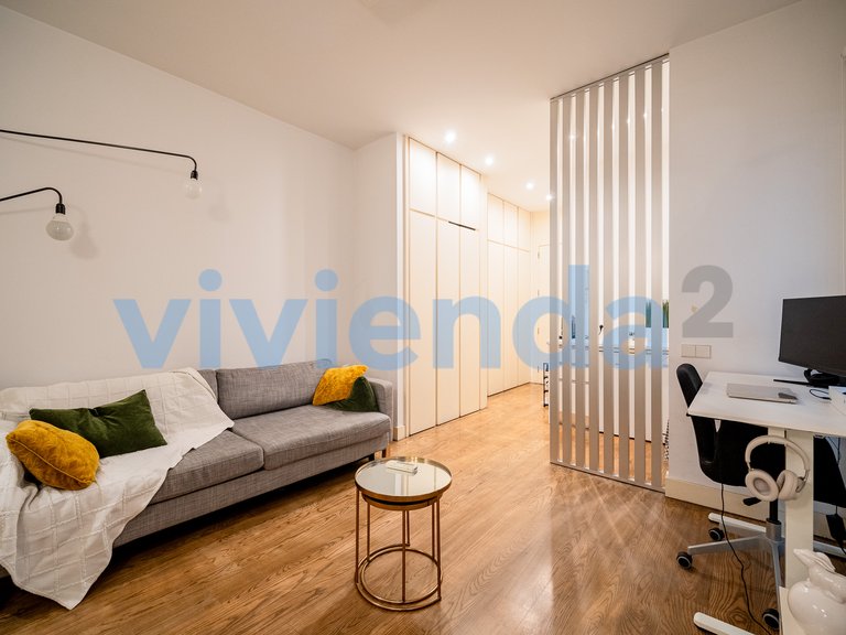 Apartment for Sale in Palacio, Madrid 15