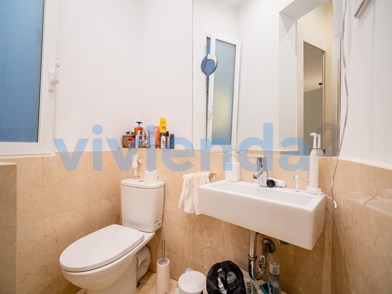 Apartment for Sale in Palacio, Madrid 21