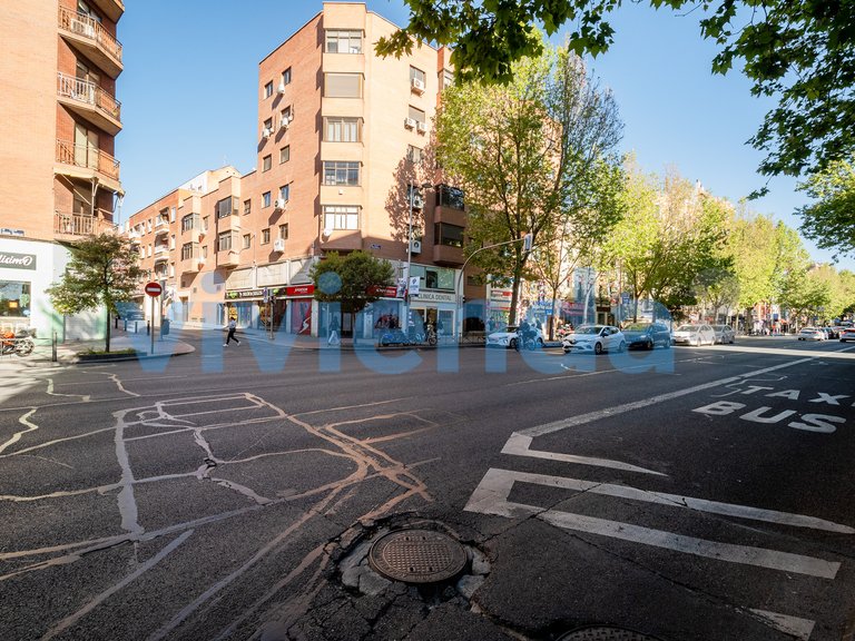 Apartment for Sale in Cuatro Caminos, Madrid 4