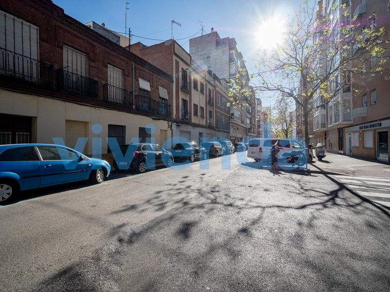 Apartment for Sale in Cuatro Caminos, Madrid 25