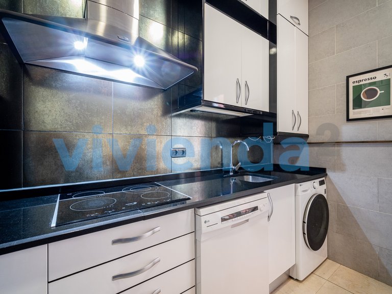 Apartment for Sale in Universidad, Madrid 12