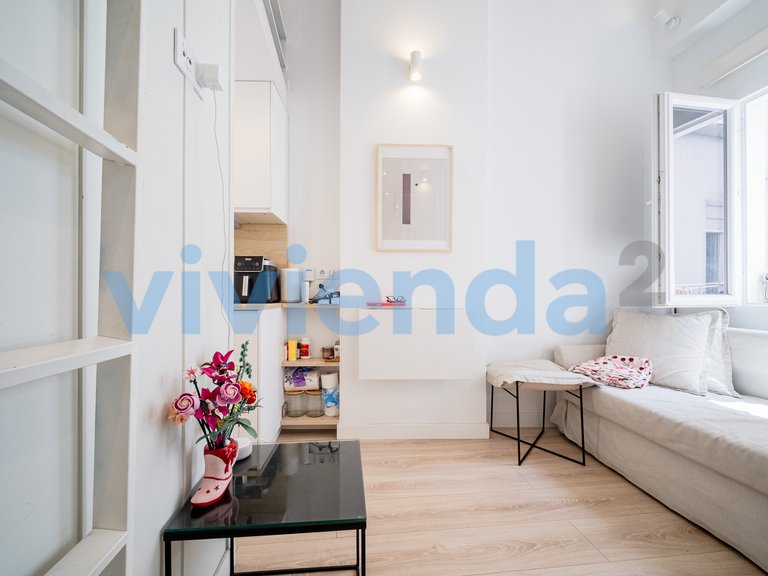 Apartment for Sale in Fuente del Berro, Madrid 8