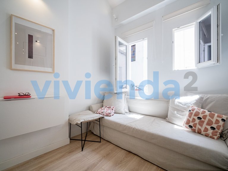 Apartment for Sale in Fuente del Berro, Madrid 9