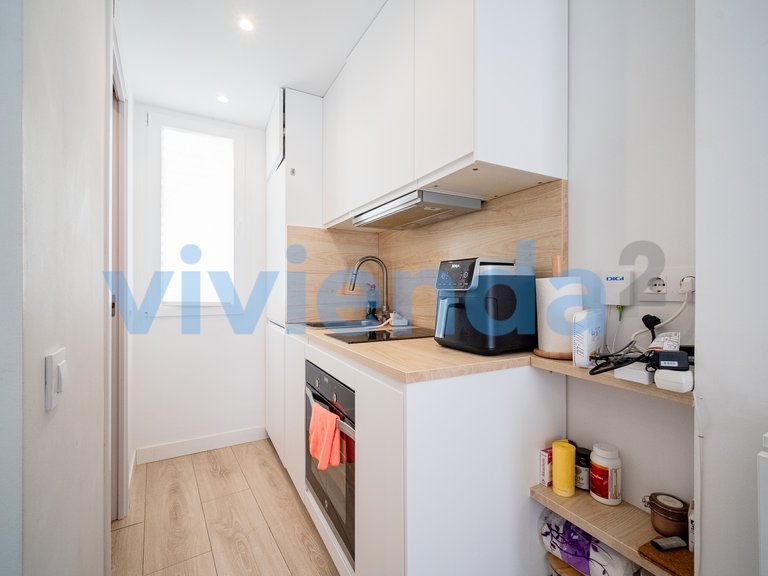 Apartment for Sale in Fuente del Berro, Madrid 15