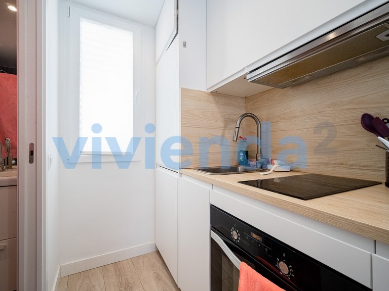 Apartment for Sale in Fuente del Berro, Madrid 17
