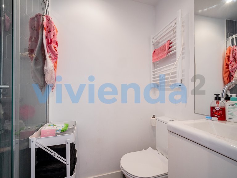 Apartment for Sale in Fuente del Berro, Madrid 18