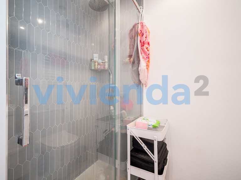 Apartment for Sale in Fuente del Berro, Madrid 19