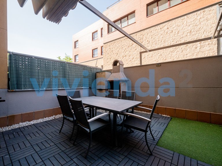 Commercial for Sale in Rejas, Madrid 6