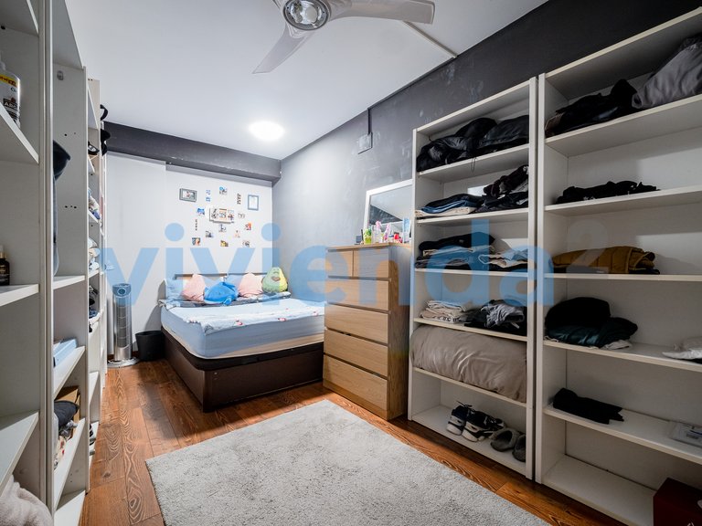 Commercial for Sale in Rejas, Madrid 12