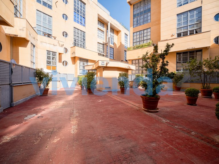 Commercial for Sale in Rejas, Madrid 21