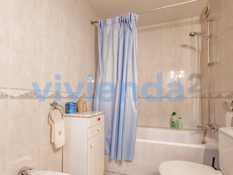 Apartment for Sale in Entrevías, Madrid 22