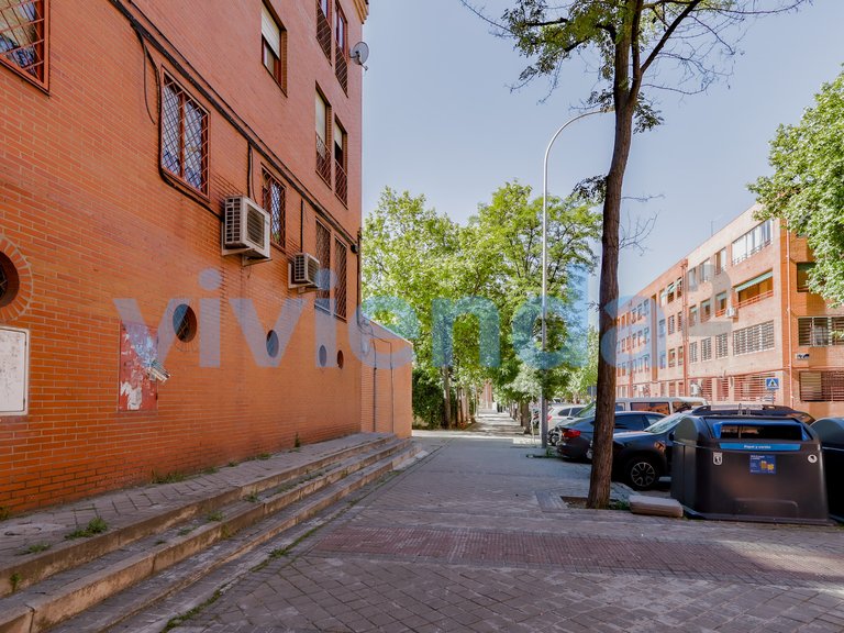 Apartment for Sale in Entrevías, Madrid 29