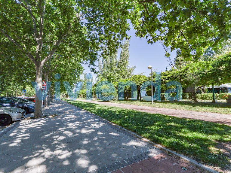Apartment for Sale in Entrevías, Madrid 3