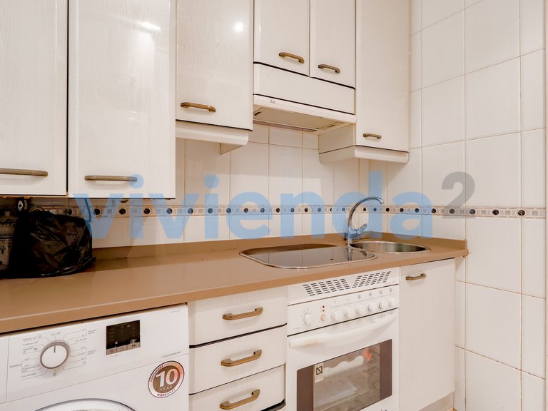Apartment for Sale in Almagro, Madrid 18