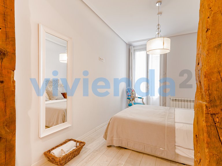 Apartment for Sale in Embajadores, Madrid 8