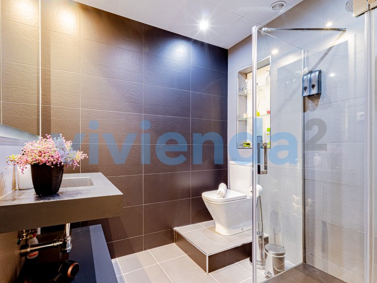 Apartment for Sale in Embajadores, Madrid 5