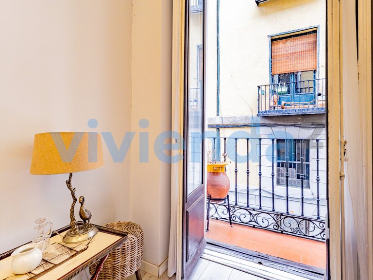 Apartment for Sale in Embajadores, Madrid 19