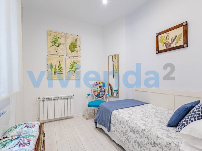 Apartment for Sale in Embajadores, Madrid 23