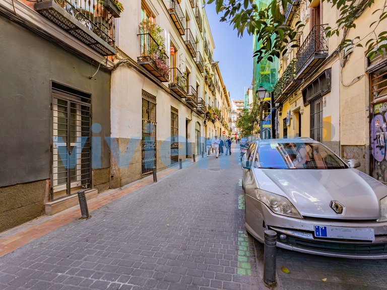 Apartment for Sale in Universidad, Madrid 30