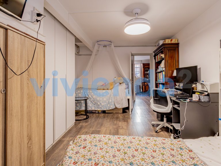 Commercial for Sale in Opañel, Madrid 8