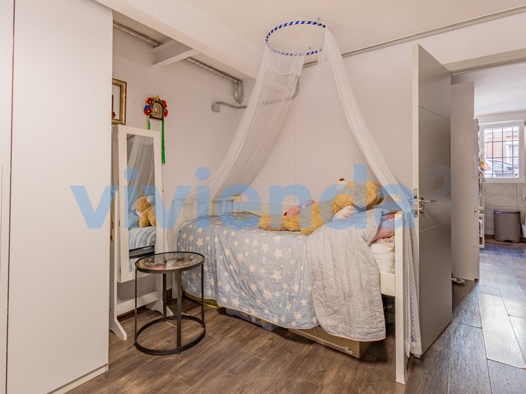 Commercial for Sale in Opañel, Madrid 9