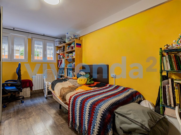 Commercial for Sale in Opañel, Madrid 10