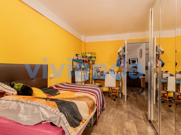 Commercial for Sale in Opañel, Madrid 2