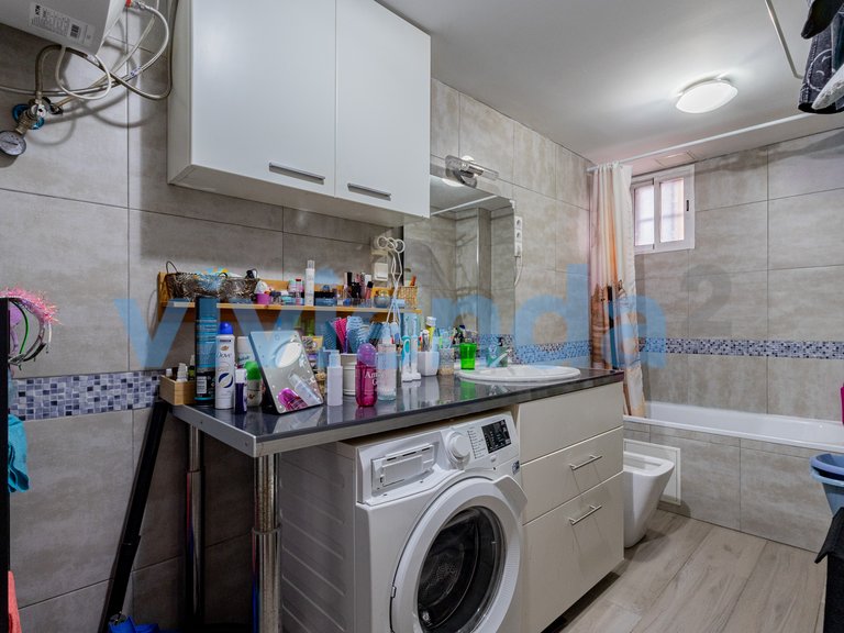 Commercial for Sale in Opañel, Madrid 22