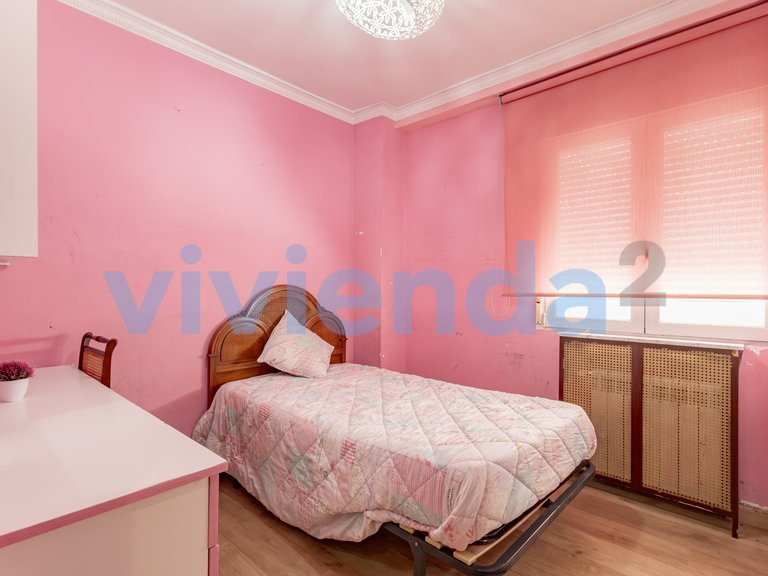 Apartment for Sale in Rosas, Madrid 18