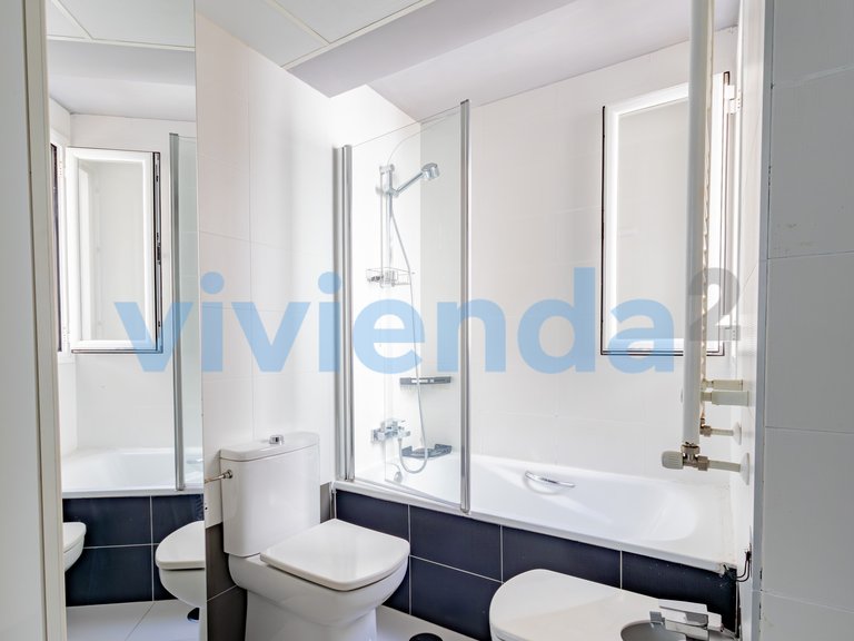 Apartment for Sale in Ventas, Madrid 18