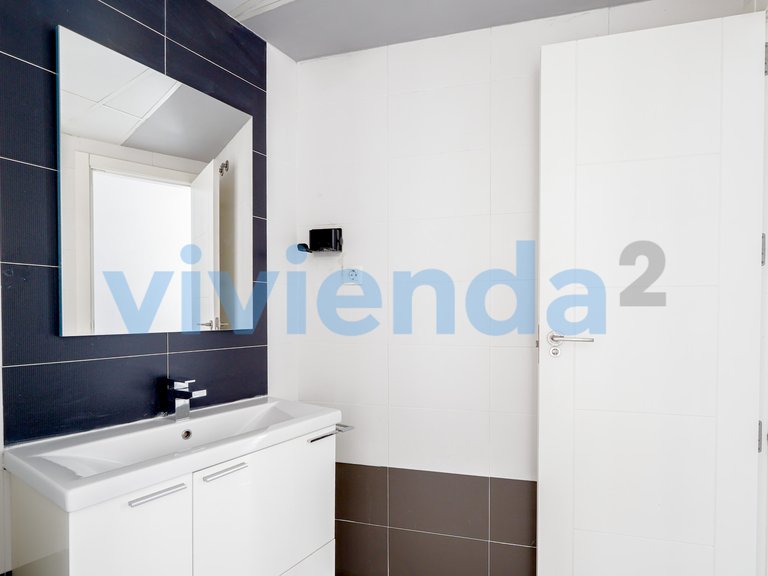Apartment for Sale in Ventas, Madrid 5
