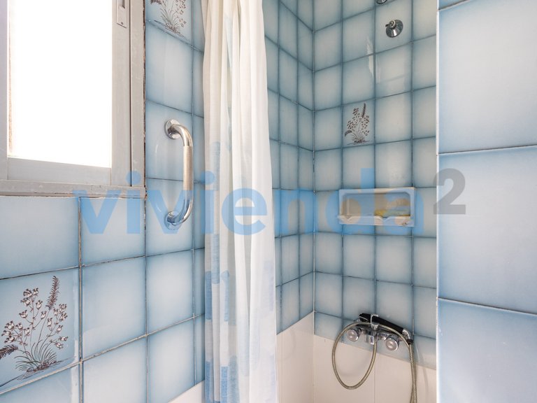 Apartment for Sale in Quintana, Madrid 15