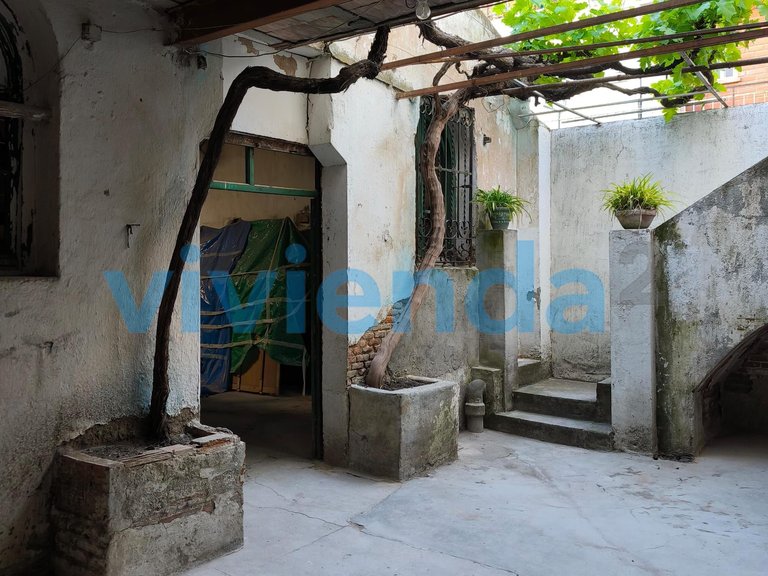 Apartment for Sale in Quintana, Madrid 33