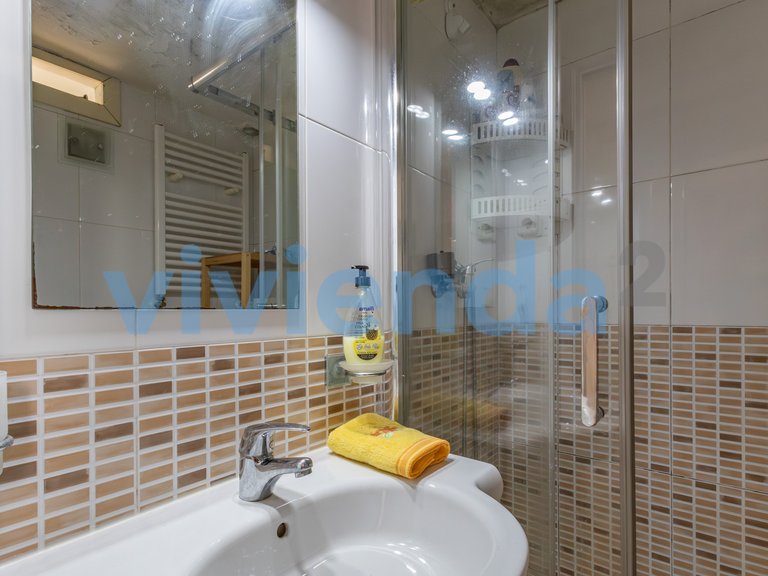 Apartment for Sale in Ventas, Madrid 17