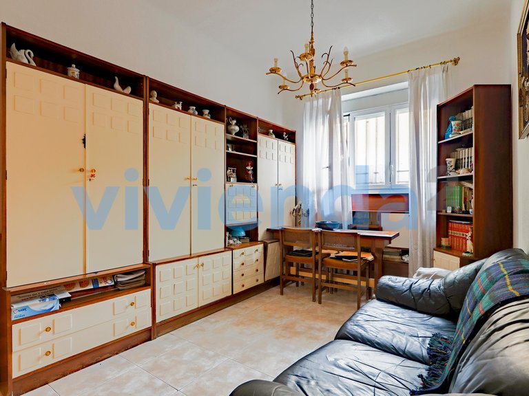Apartment for Sale in Almagro, Madrid 1