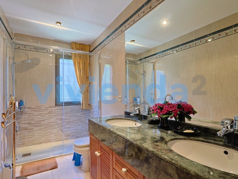 Apartment for Sale in San Juan Bautista, Madrid 14