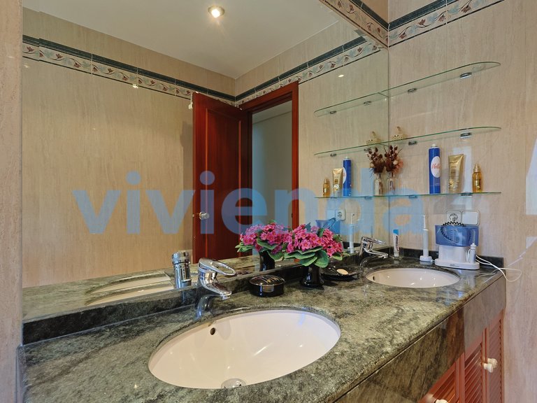 Apartment for Sale in San Juan Bautista, Madrid 15