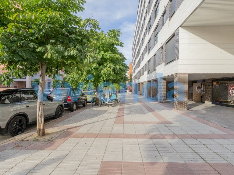 Apartment for Sale in Arcos, Madrid 5