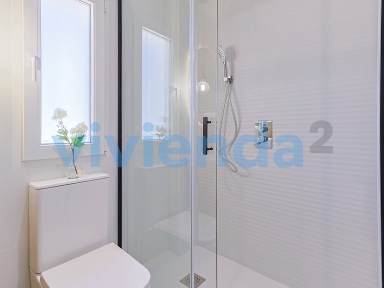 Apartment for Sale in Valverde, Madrid 14