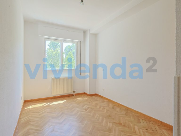 Apartment for Sale in Rosas, Madrid 16