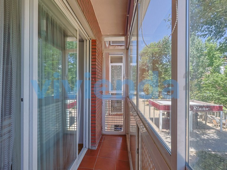 Apartment for Sale in Rosas, Madrid 35