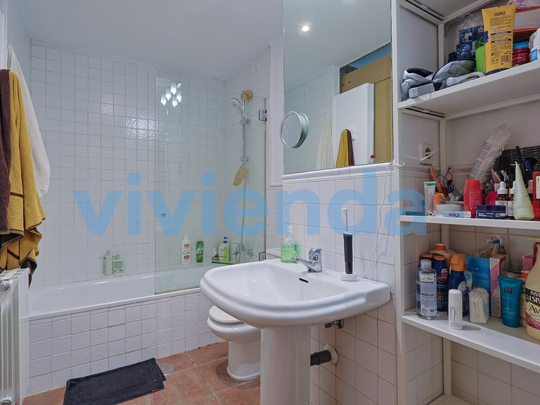 Apartment for Sale in Universidad, Madrid 18