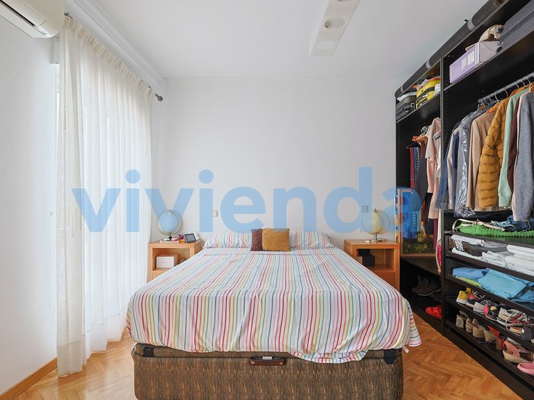 Apartment for Sale in Universidad, Madrid 23