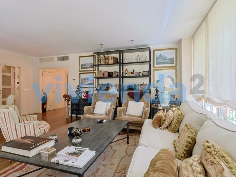 Apartment for Sale in Hispanoamerica, Madrid 14
