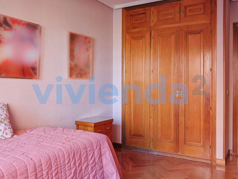 Apartment for Sale in Castilla, Madrid 11