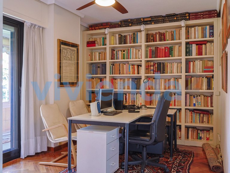 Apartment for Sale in Castilla, Madrid 20
