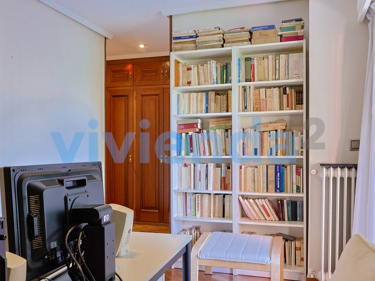 Apartment for Sale in Castilla, Madrid 23