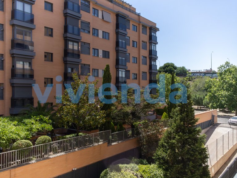 Apartment for Sale in Rejas, Madrid 3